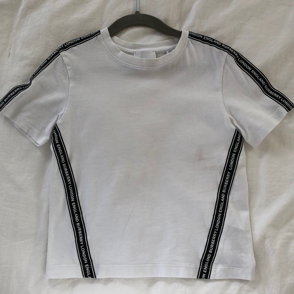 Burberry T-Shirt - Picture 1 of 1